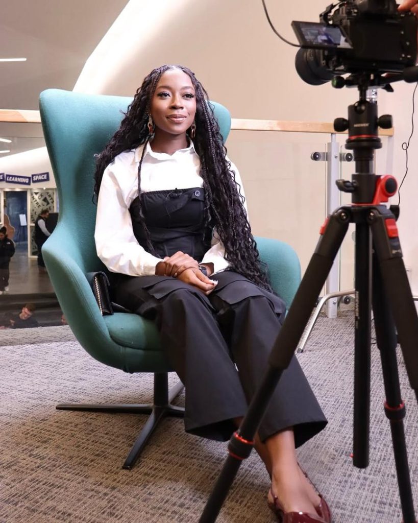 Toyosi Olowe
